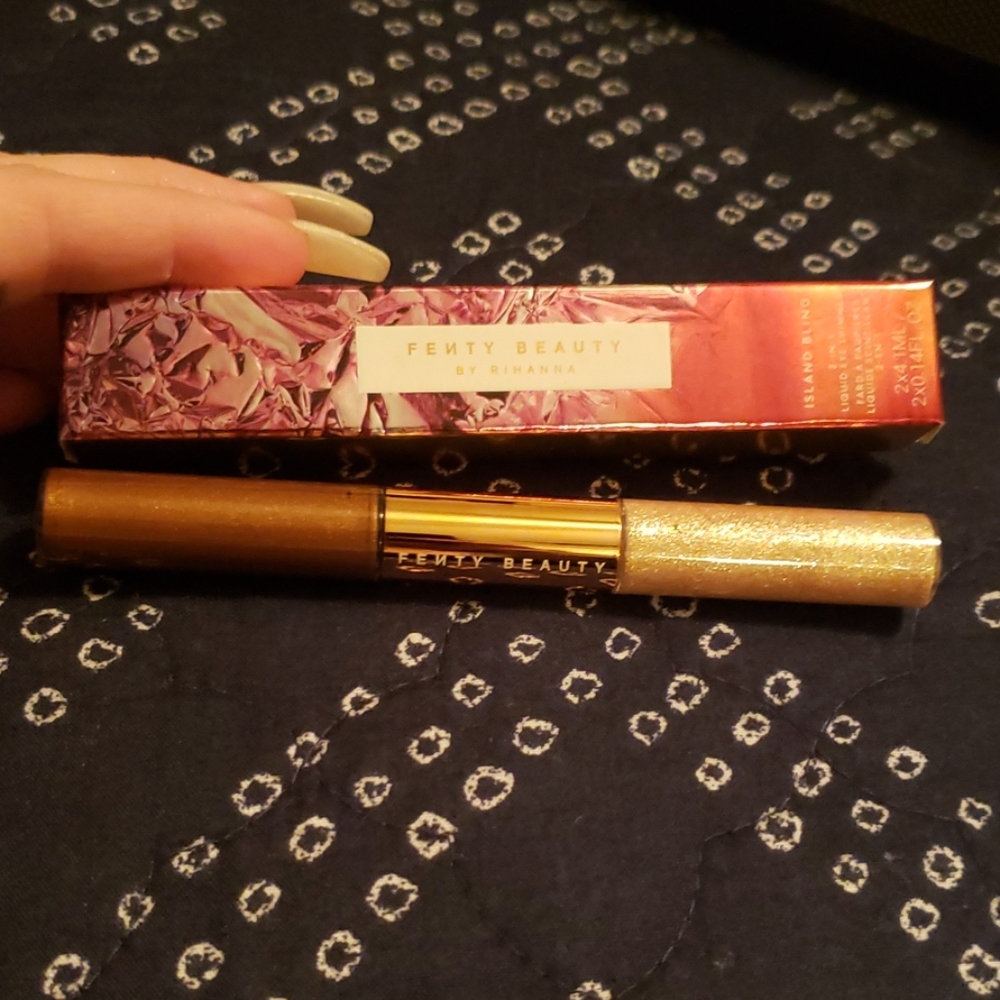 FENTY BEAUTY island bling liquid shadow